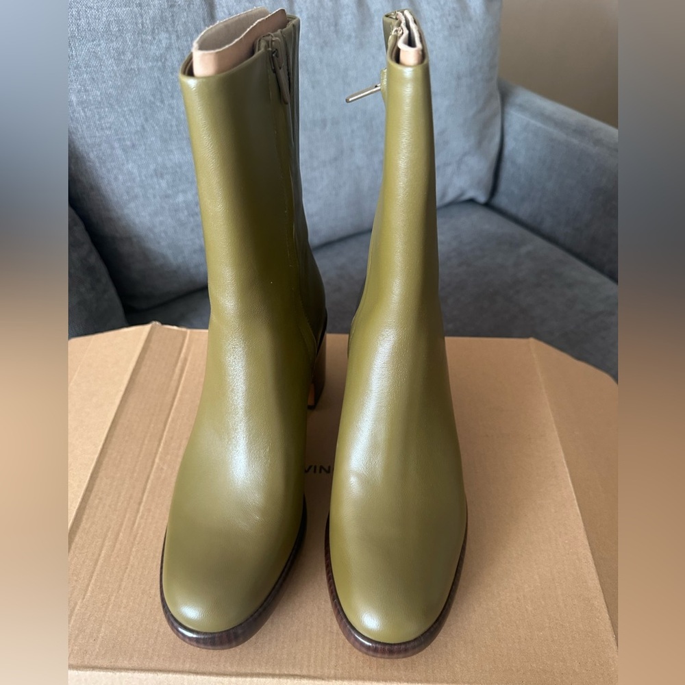 Vince Clog